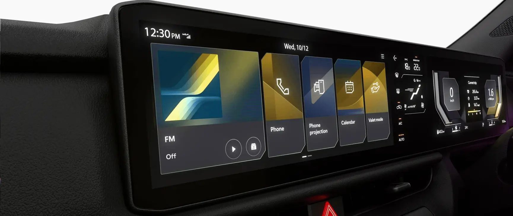 Command-Centric Trinity Panoramic Display